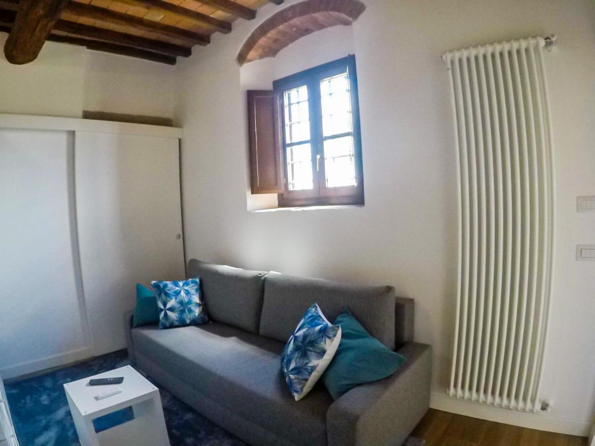7 Bridges Apartment لورو تْشووفينّا المظهر الخارجي الصورة