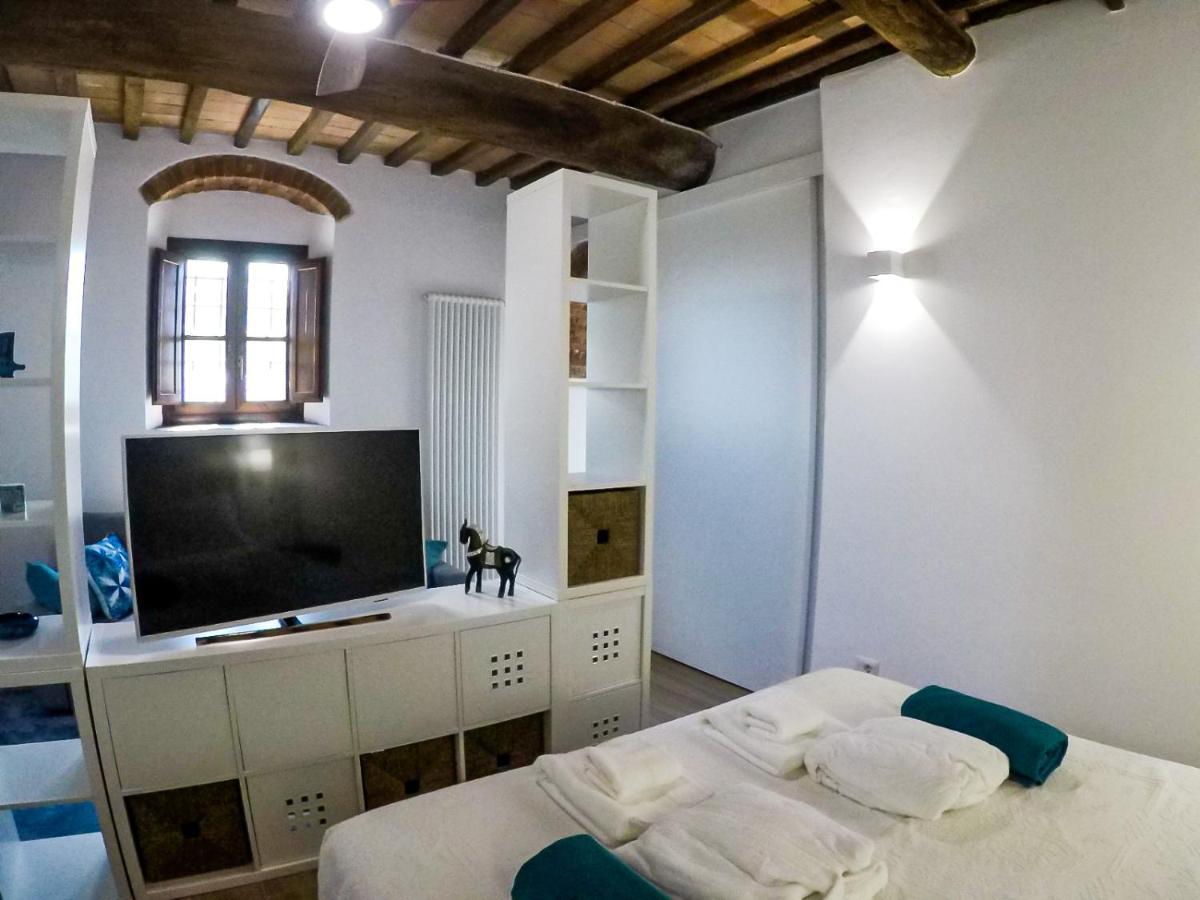 7 Bridges Apartment لورو تْشووفينّا المظهر الخارجي الصورة